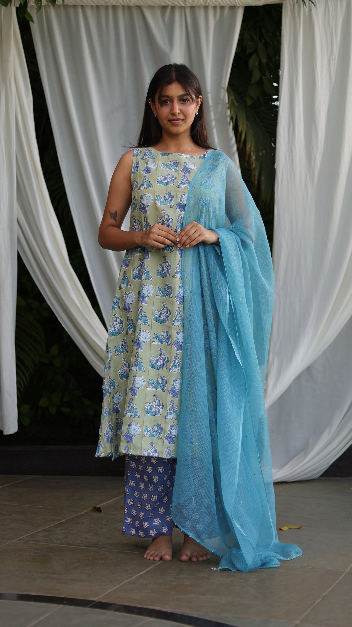 Angana Suit Set