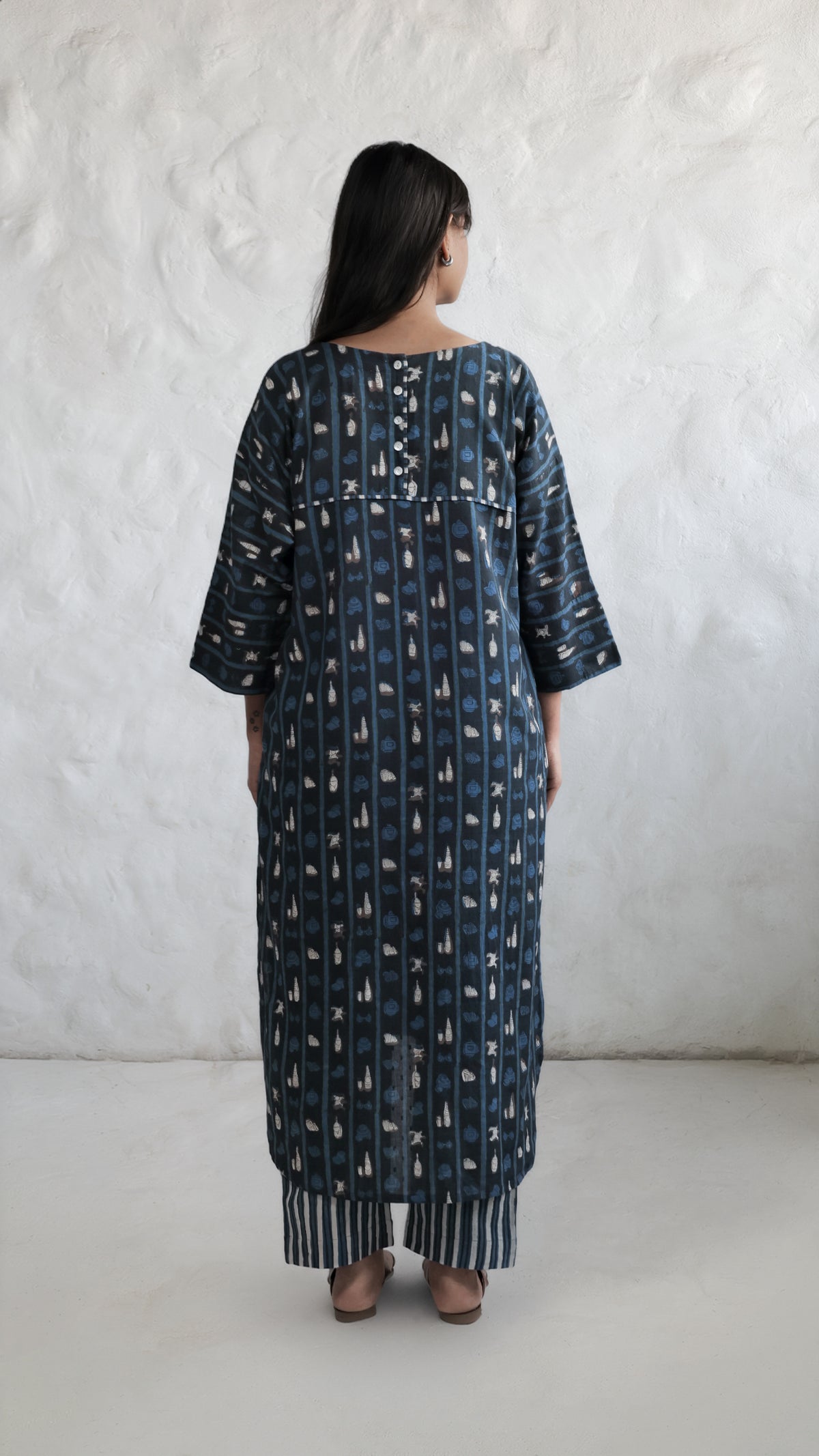 Neeli 90’s Yaddein Kurta Set