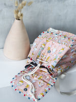 KIDS - FISH IN PINK BAG