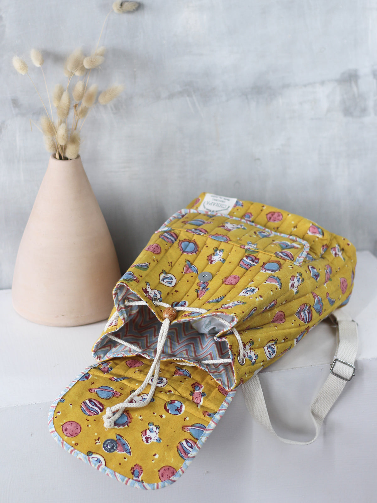 KIDS - SPACE DOODLES IN YELLOW BAG