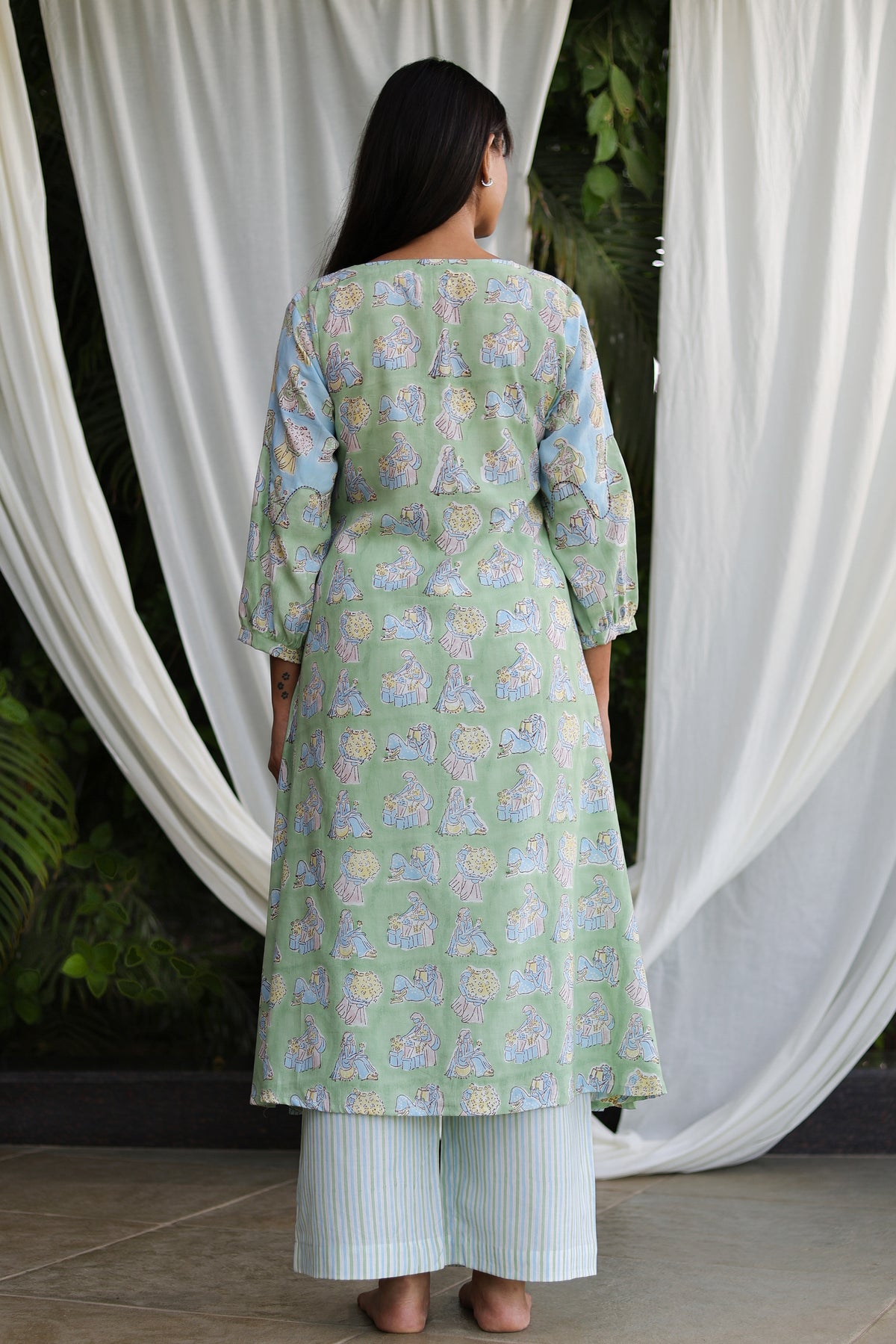 Phool Wali Kurta Set