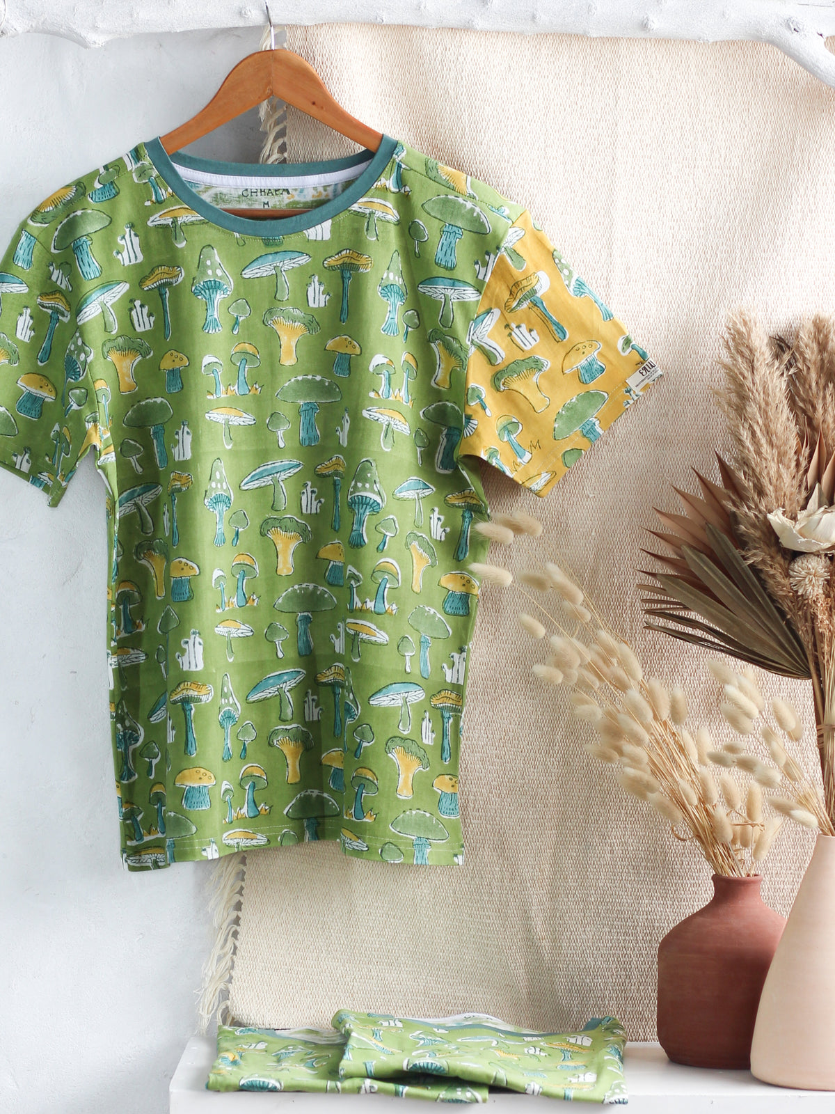 ShroomChic Delight Unisex T-Shirt