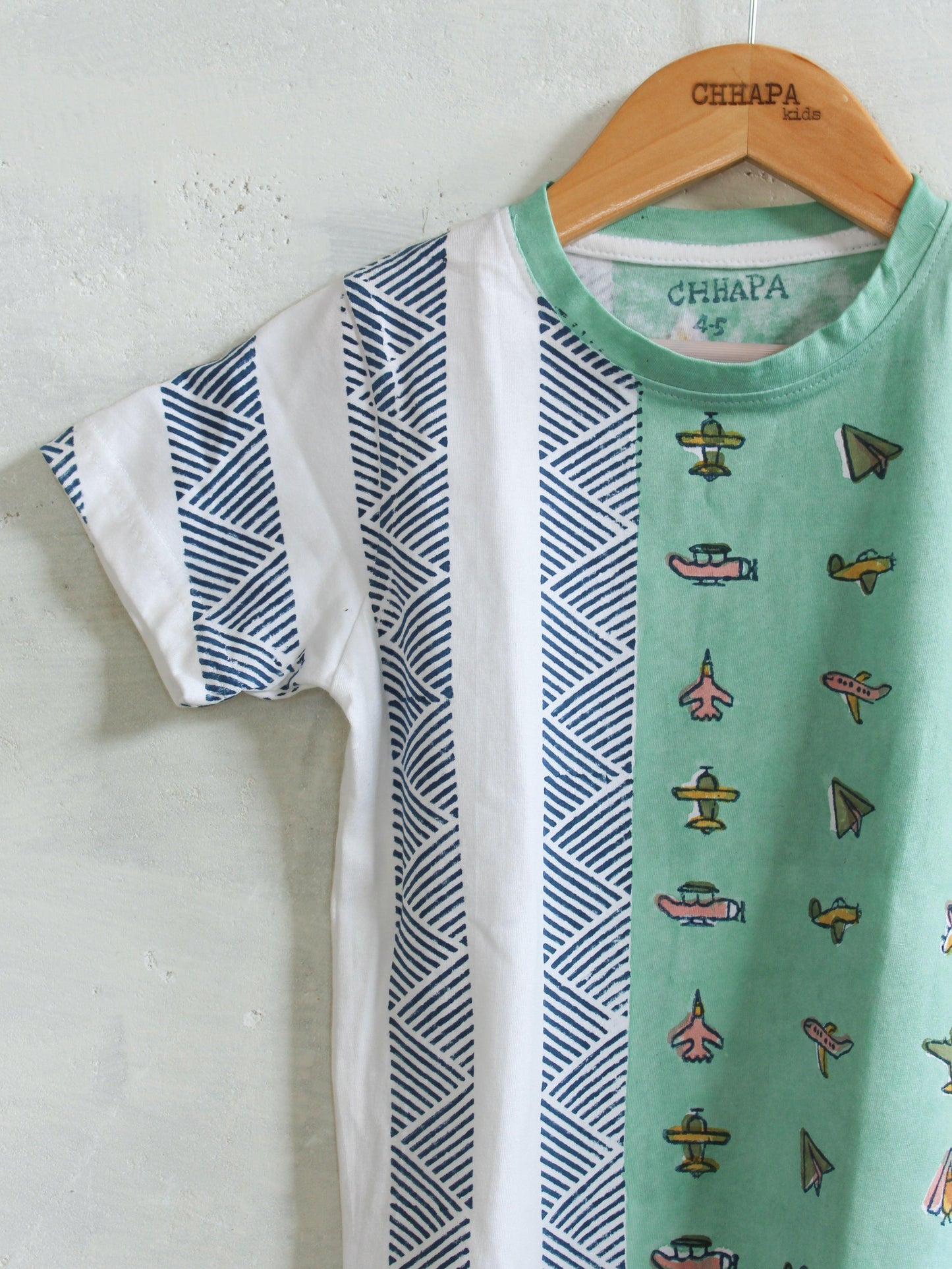 Minty Aeroplanes Unisex Kids T-Shirt - CHHAPA
