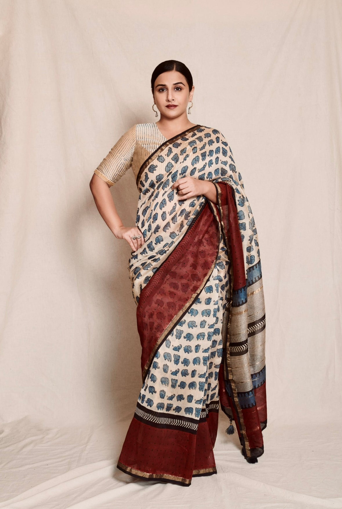 ELEPHANT IN BAGRU BASE - Chanderi Saree