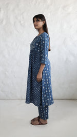 Neeli Kahani Kurta Set