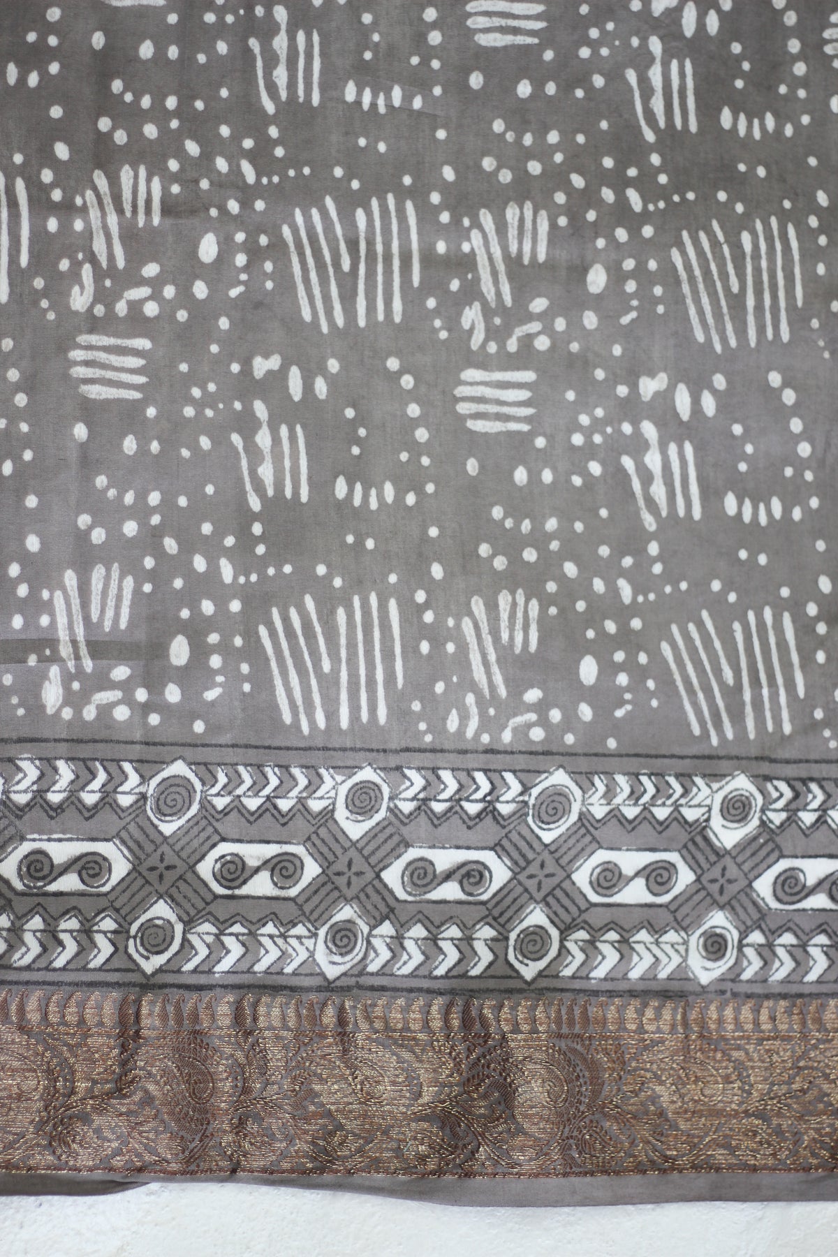 Dabu in Gray Jaal-Chanderi Saree