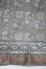 Dabu in Gray Jaal-Chanderi Saree