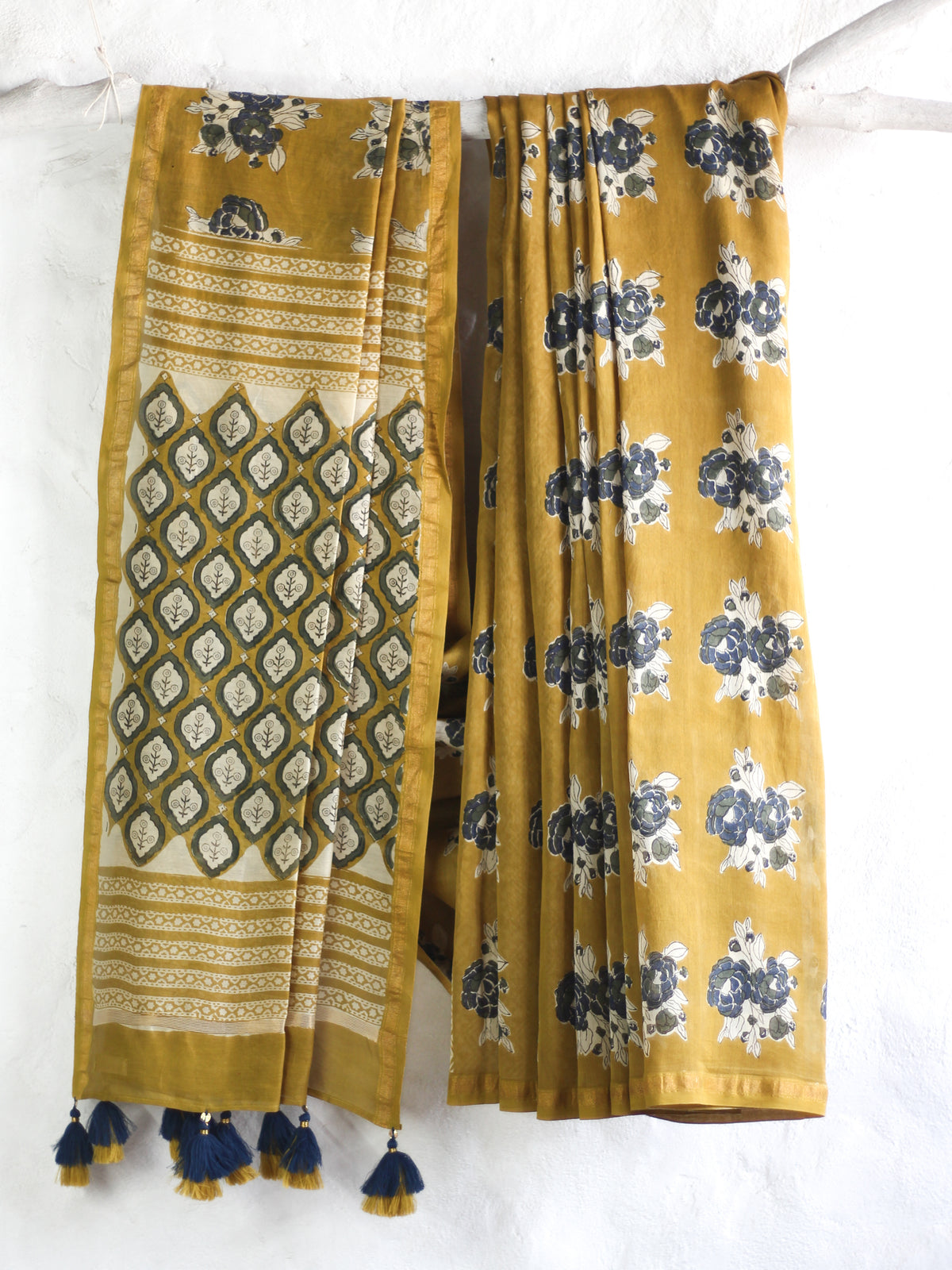 Gulaab Butta in Natural Yellow- Chanderi Saree