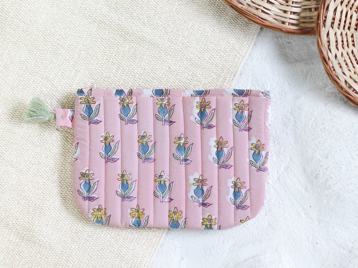 ANARBUTTI IN PINK POUCH