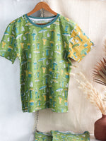 ShroomChic Delight Unisex T-Shirt