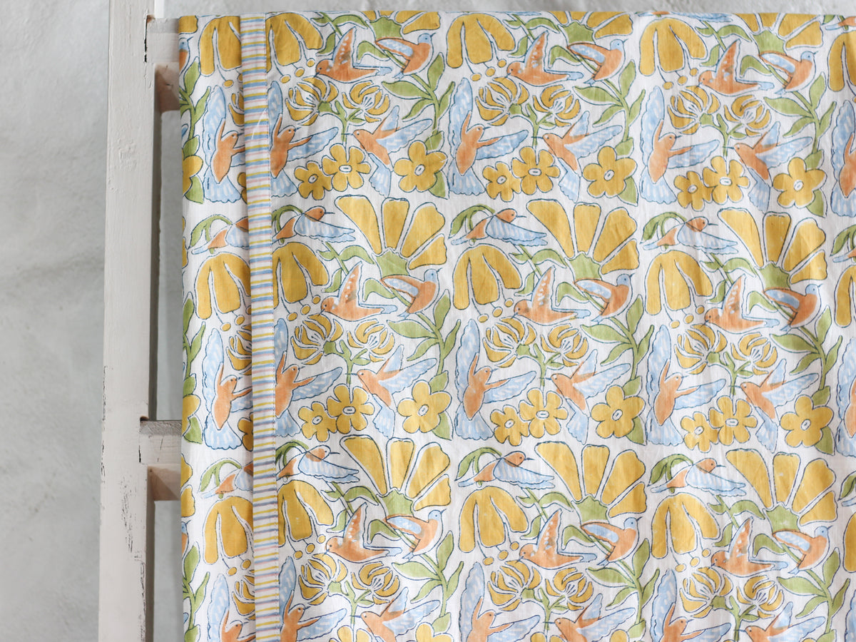 Single Bed Quilt with Hummingbirds