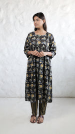 Sham ki Kahani Kurta Set
