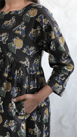 Sham ki Kahani Kurta Set