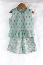MINT FLOWER TOP & SHORTS SET