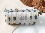 WHITE FLOWER POUCH