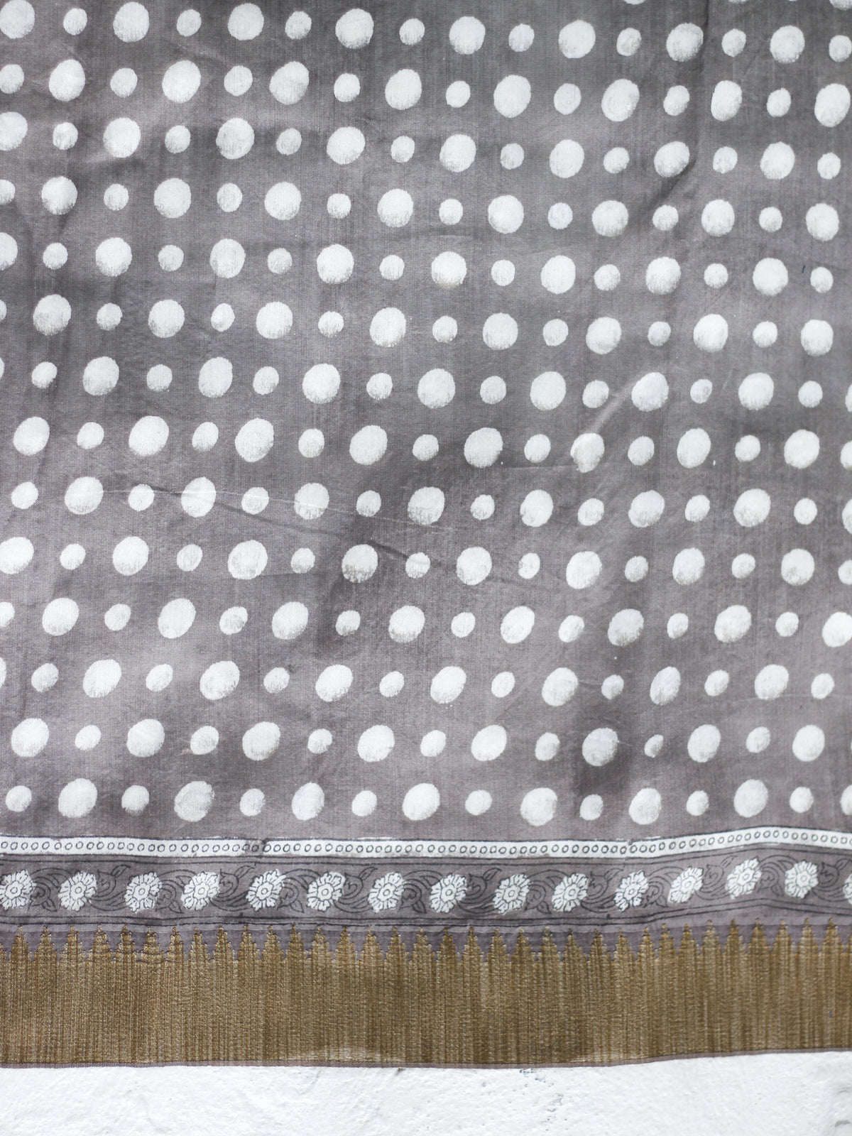 Dabu Gray Gulaab butta -Chanderi Saree