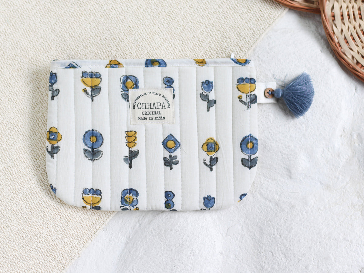 BLUE FLOWER POUCH