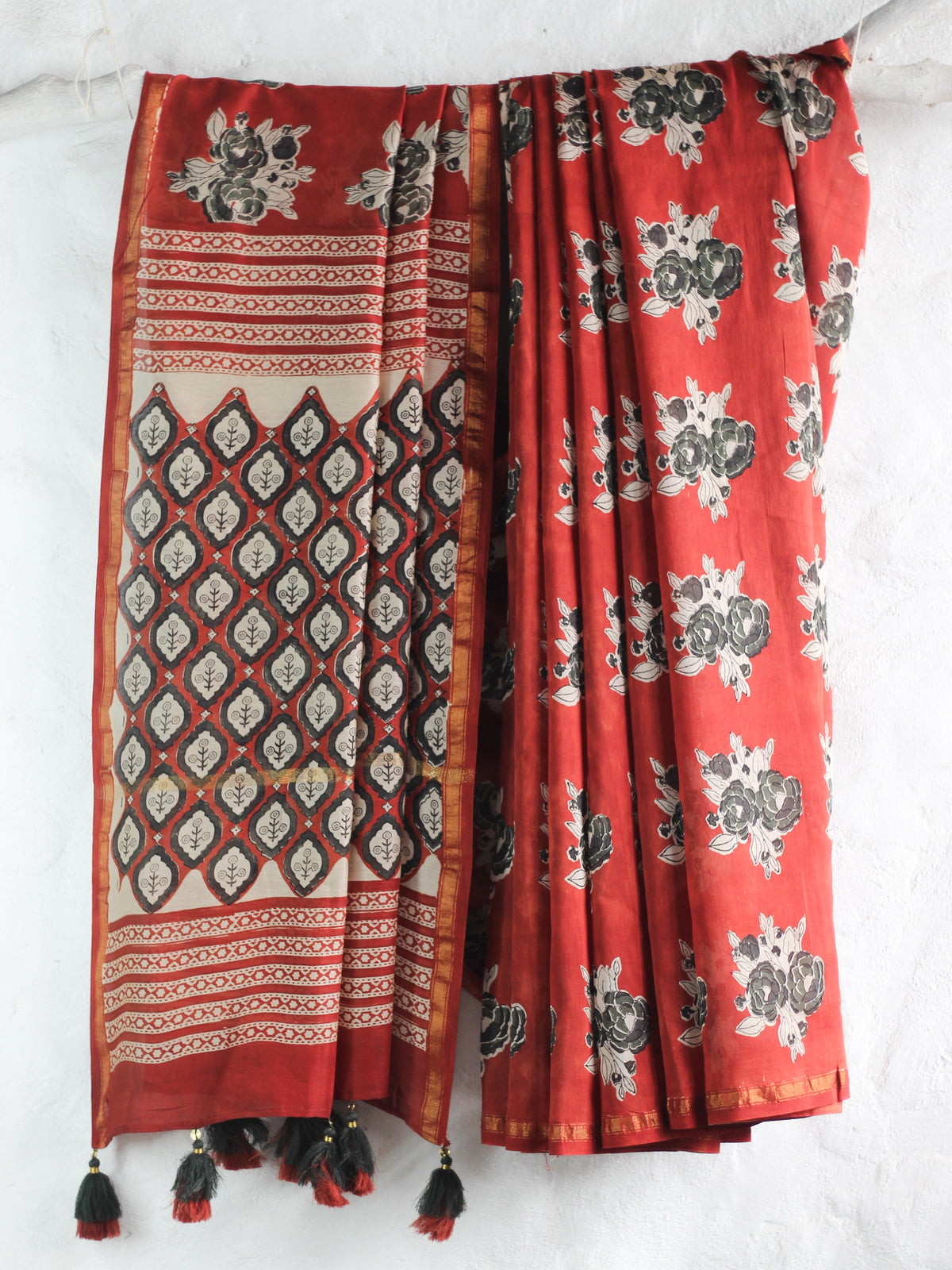 Maroon Gulaab Butta -Chanderi Saree