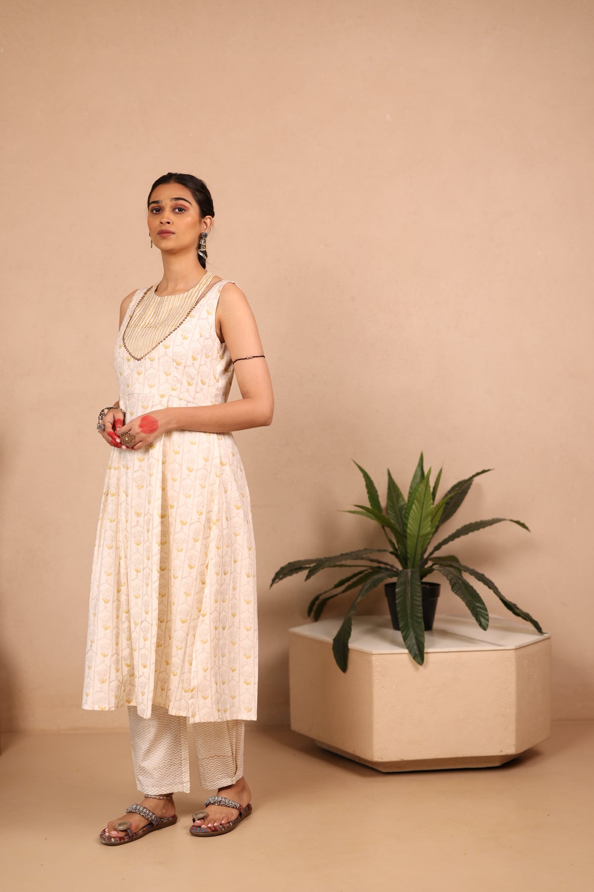 IVORY JAAL - Satin Cotton Kurtaset