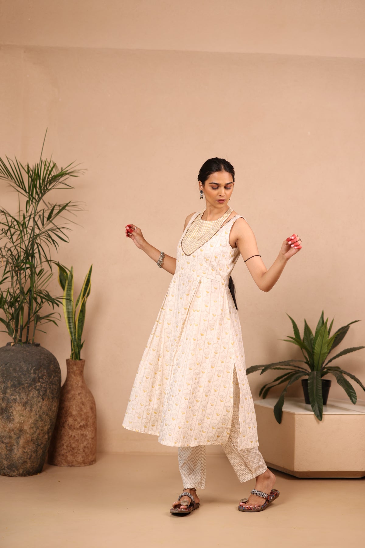 IVORY JAAL - Satin Cotton Kurtaset