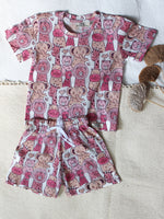 KIDS UNISEX T-SHIRT & SHORT SETJUNGLE SAFARI PINK