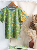 ShroomChic Delight Unisex T-Shirt