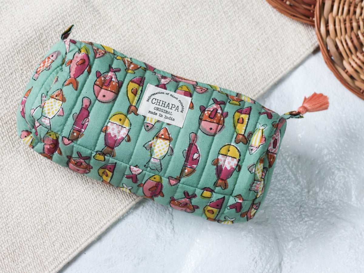 COLORFUL FISH POUCH