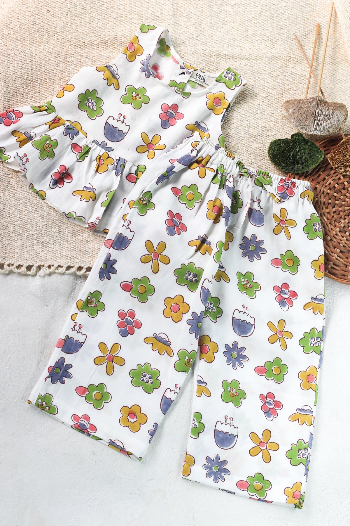FLOWER TOP & PANT SET
