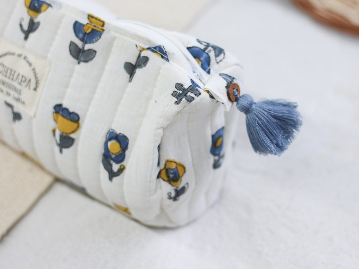 FLOWER BUTTI POUCH
