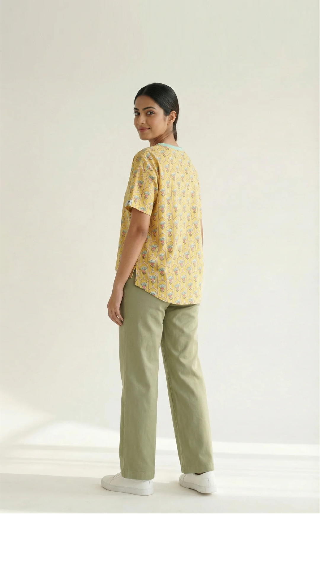 Golden Maze Cotton T-shirt