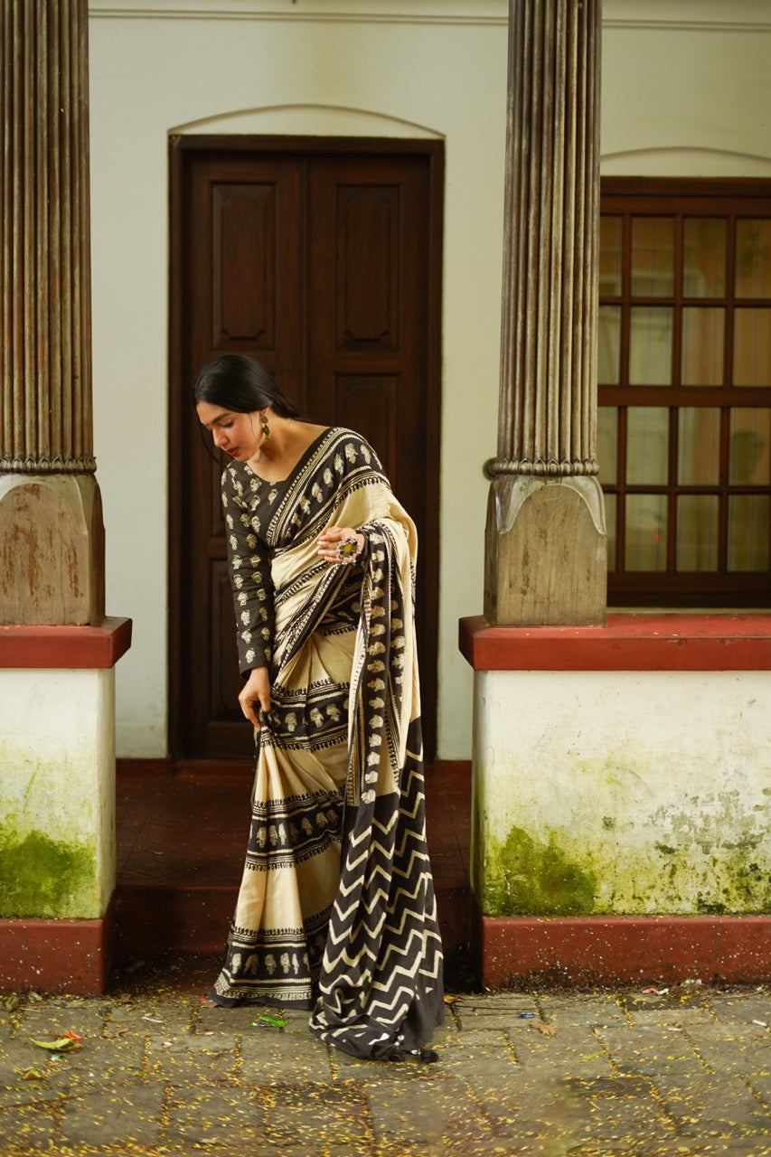 BOMMAI CHARM - Mul Cotton Saree