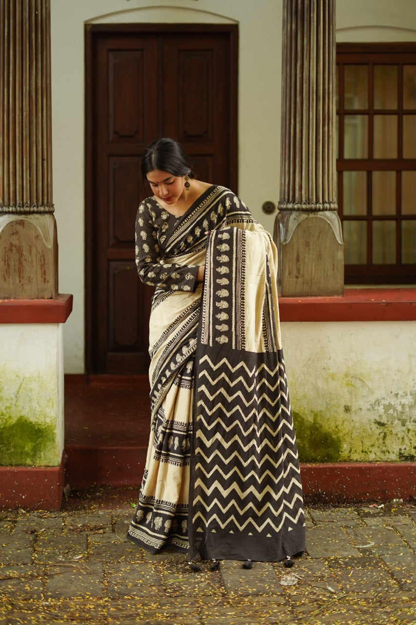 BOMMAI CHARM - Mul Cotton Saree