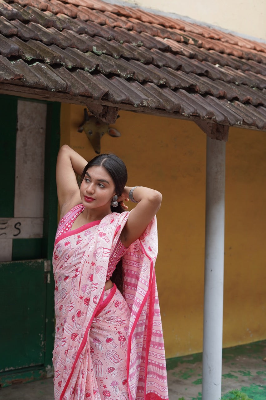 BLUSH JELLYFISH ELEGANCE - Mul Cotton Saree