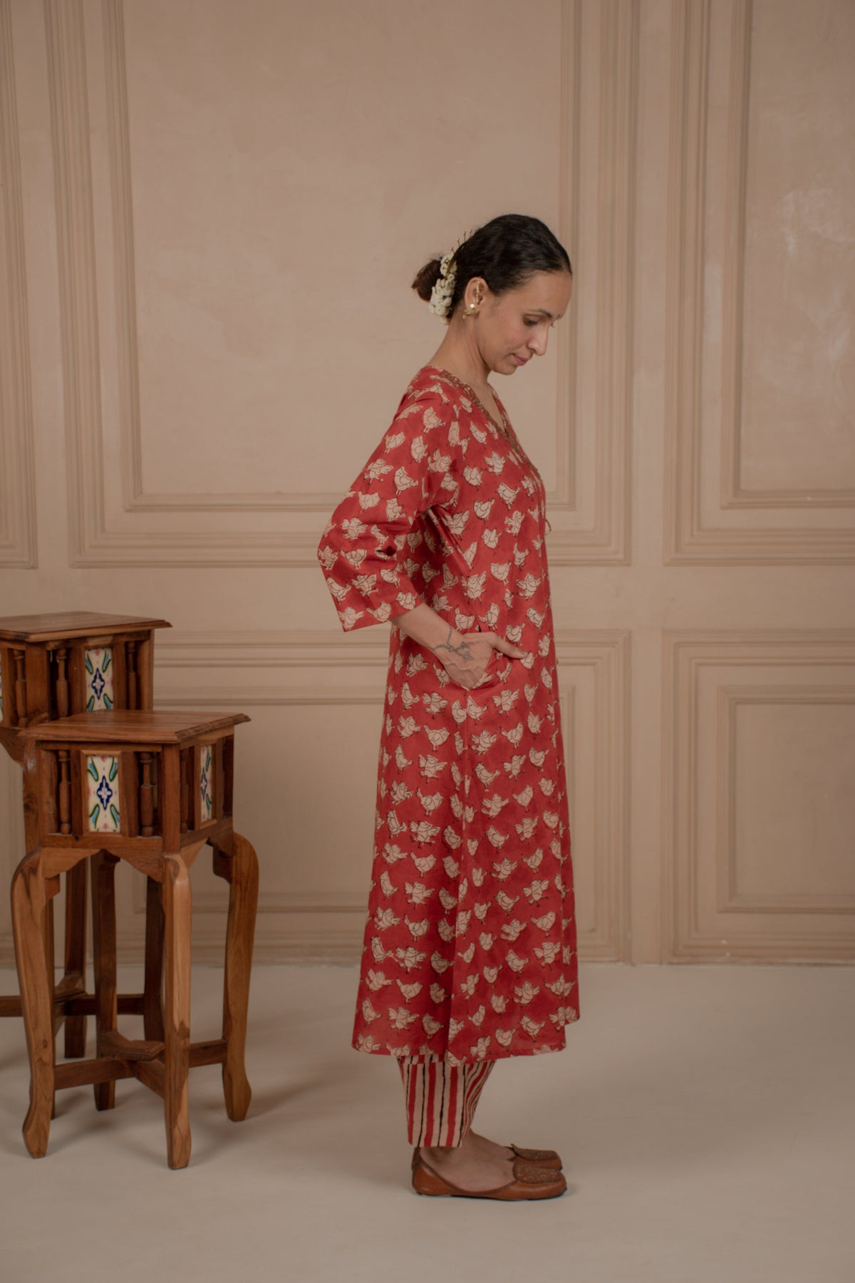 MAROON MELODY Cotton Kurtaset