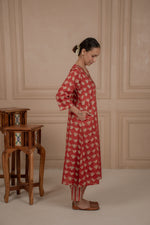 MAROON MELODY Cotton Kurtaset