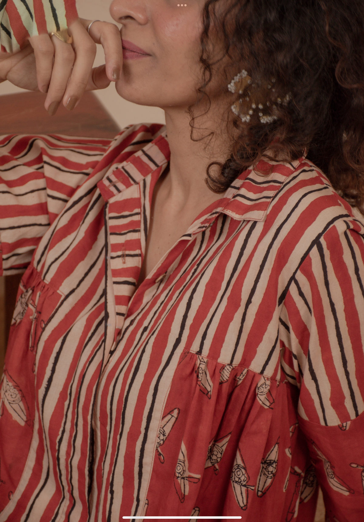 WANDERING TIDE Shirt Top
