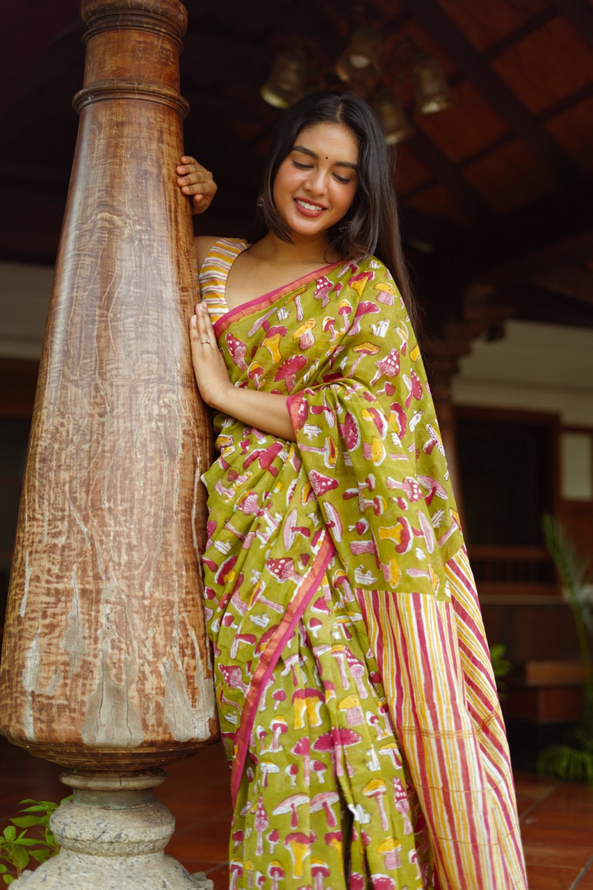 MUSHROOM MEADOW Chanderi Saree