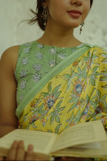 SUNNY BLOOM - Mul Cotton Saree