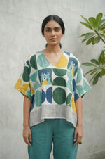 Kaftan Top- World Through Own Eyes