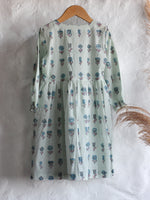 KIDS DRESS FLOWERS WITH CHEVRON