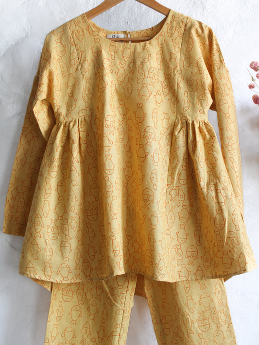 TUNEFUL FISHES CO-ORD SET