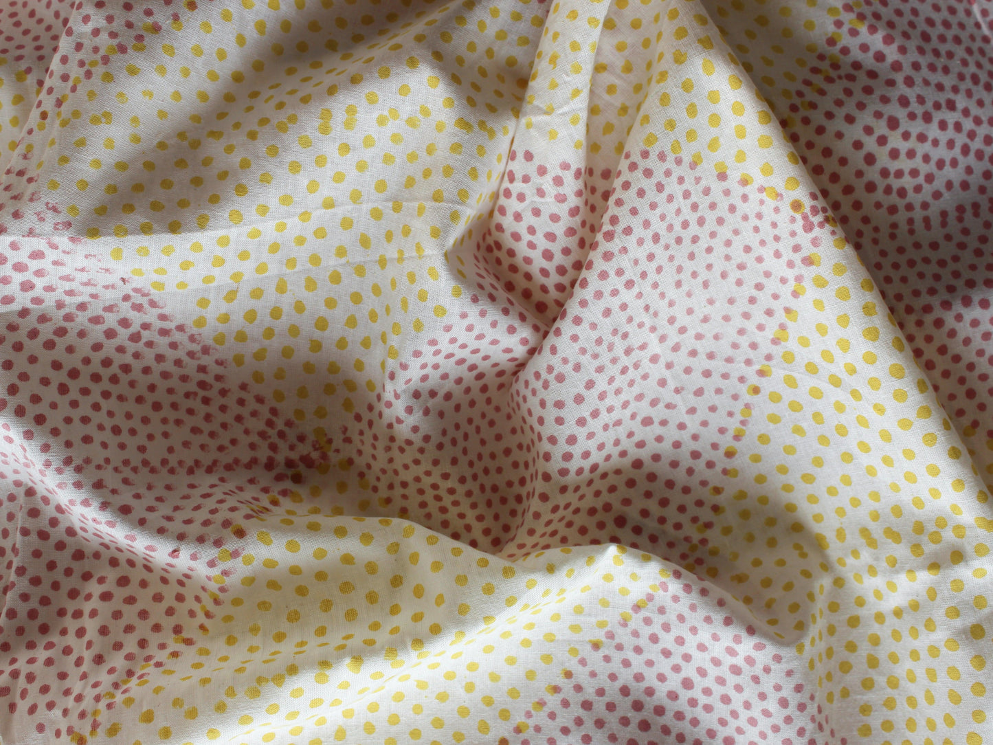 Fabric -Dots in Triangle - CHHAPA